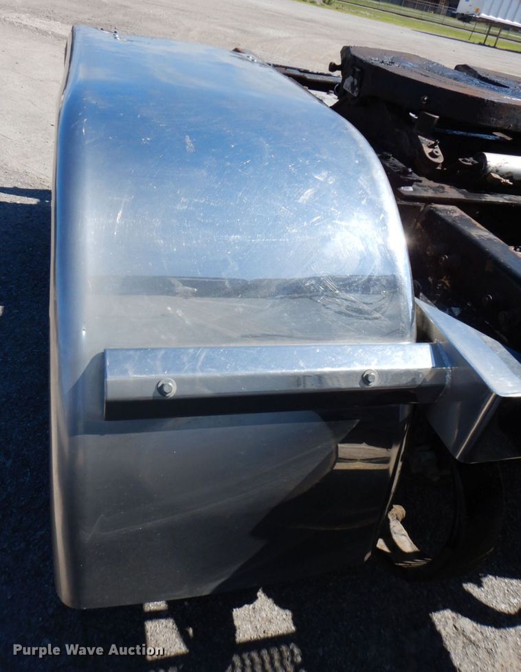 image for item DM2282 2007 Peterbilt 379  semi truck