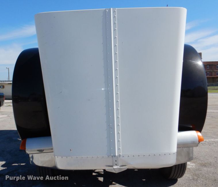 image for item DM2282 2007 Peterbilt 379  semi truck