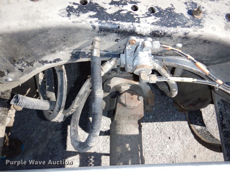 image for item DM2282 2007 Peterbilt 379  semi truck