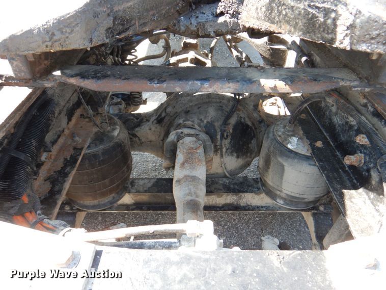 image for item DM2282 2007 Peterbilt 379  semi truck