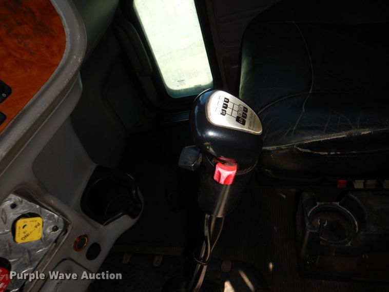 image for item DM2282 2007 Peterbilt 379  semi truck