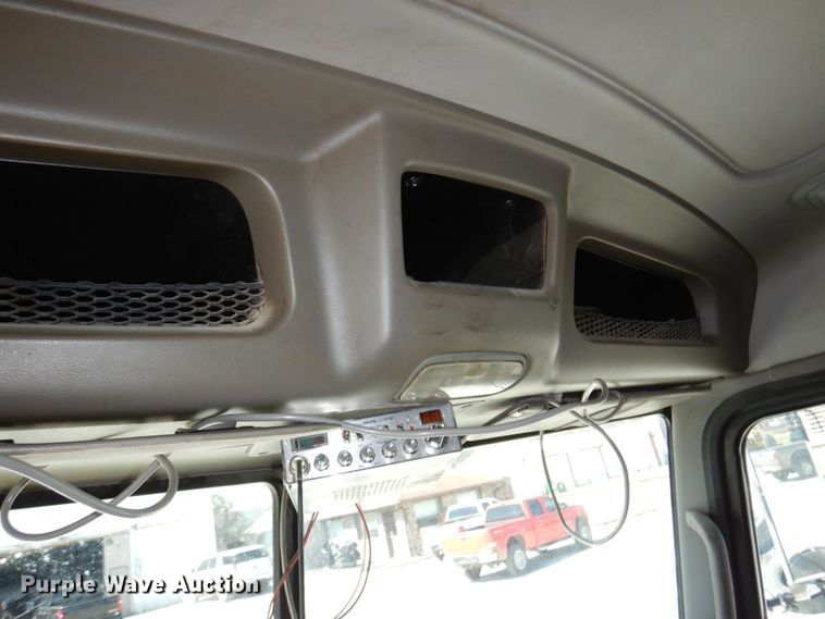 image for item DM2282 2007 Peterbilt 379  semi truck