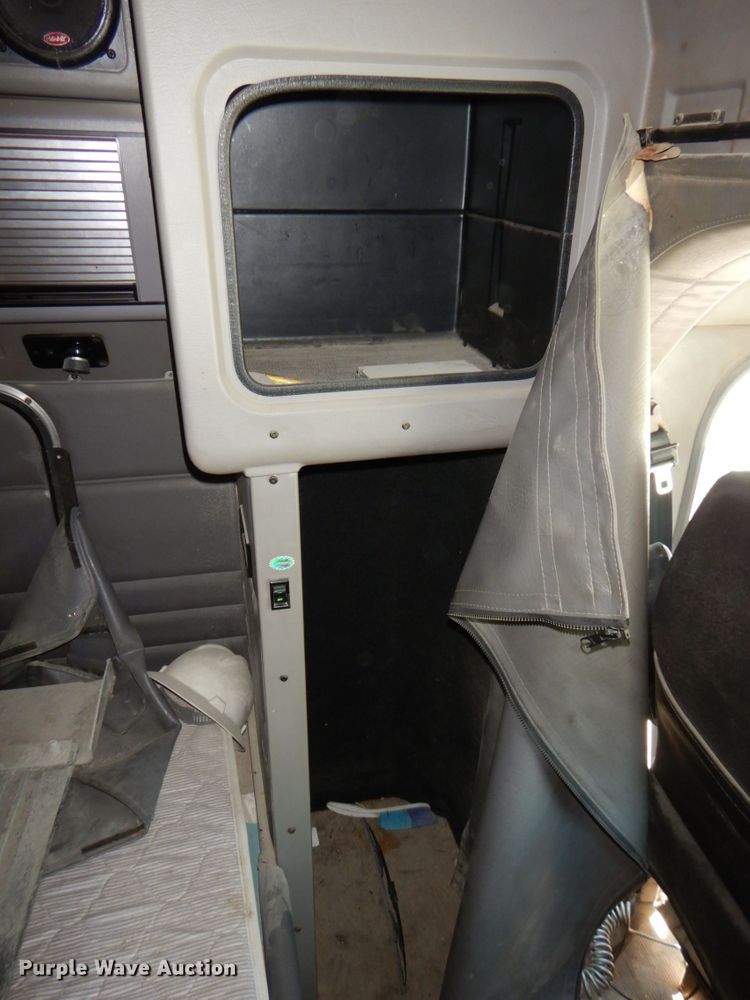 image for item DM2282 2007 Peterbilt 379  semi truck