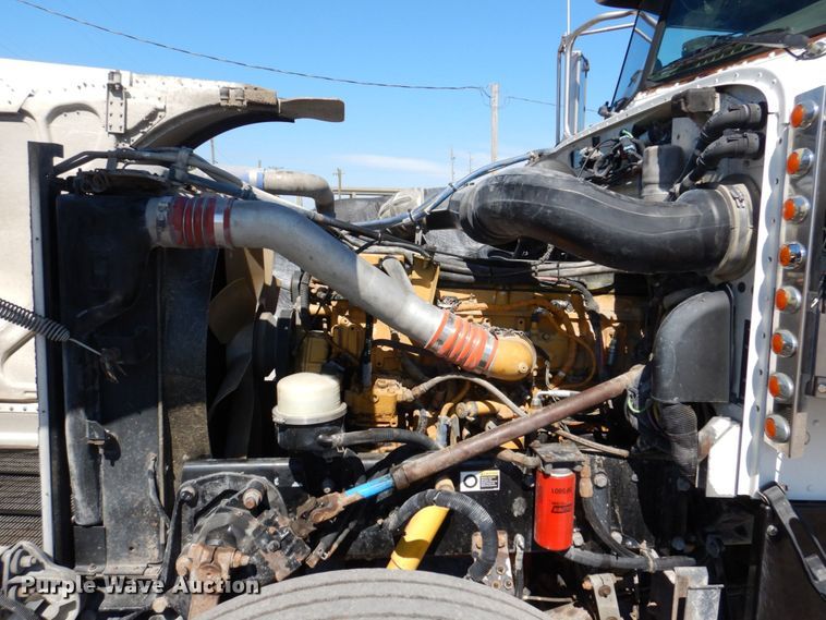 image for item DM2282 2007 Peterbilt 379  semi truck