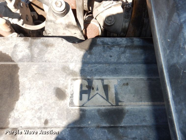 image for item DM2282 2007 Peterbilt 379  semi truck