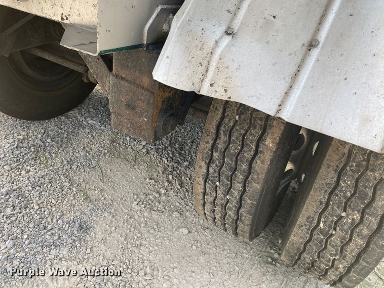 image for item DM4177 1994 Stainless Tank & Equipment  tank trailer