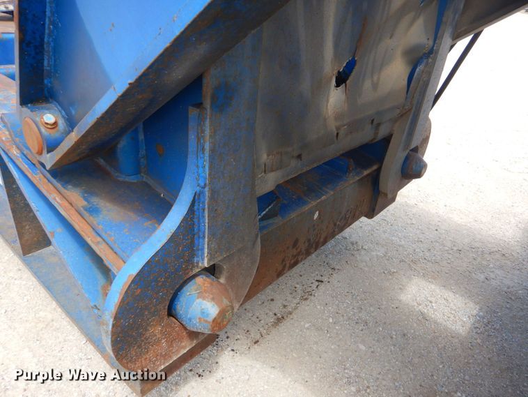 image for item DP4263 1987 Talbert T3BDW-40-HRG-RA-T1  lowboy equipment trailer