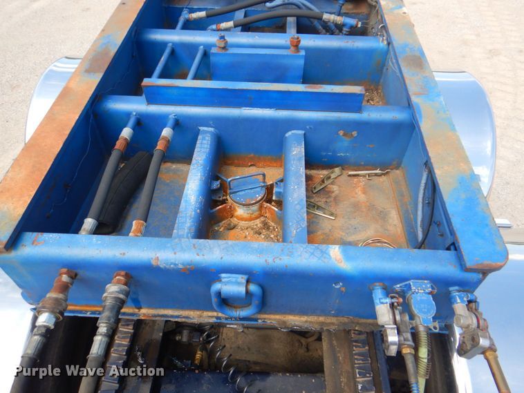 image for item DP4263 1987 Talbert T3BDW-40-HRG-RA-T1  lowboy equipment trailer