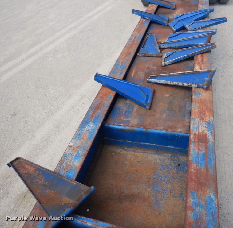 image for item DP4263 1987 Talbert T3BDW-40-HRG-RA-T1  lowboy equipment trailer