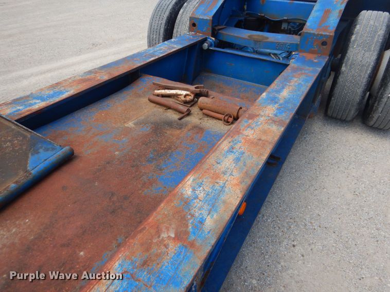 image for item DP4263 1987 Talbert T3BDW-40-HRG-RA-T1  lowboy equipment trailer