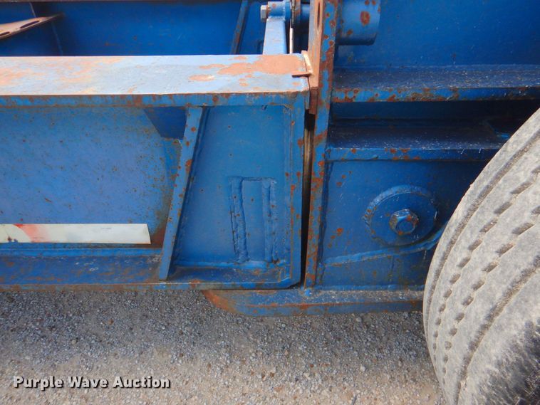 image for item DP4263 1987 Talbert T3BDW-40-HRG-RA-T1  lowboy equipment trailer