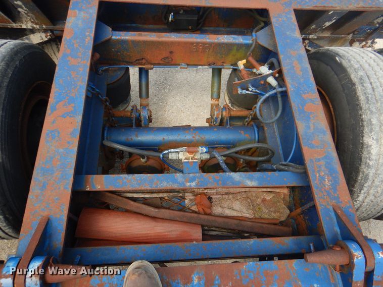 image for item DP4263 1987 Talbert T3BDW-40-HRG-RA-T1  lowboy equipment trailer