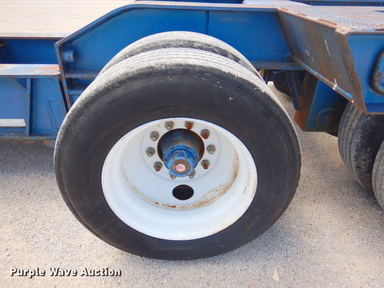 image for item DP4263 1987 Talbert T3BDW-40-HRG-RA-T1  lowboy equipment trailer