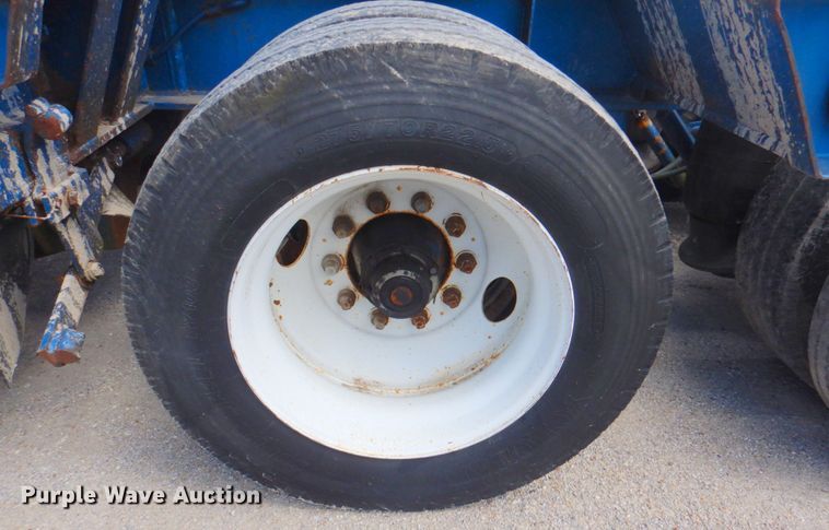 image for item DP4263 1987 Talbert T3BDW-40-HRG-RA-T1  lowboy equipment trailer