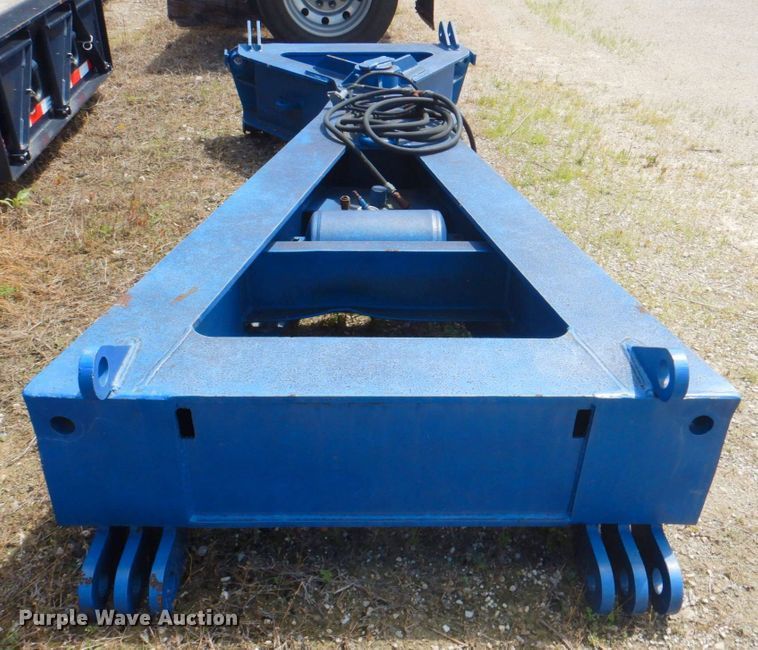 image for item DP4263 1987 Talbert T3BDW-40-HRG-RA-T1  lowboy equipment trailer