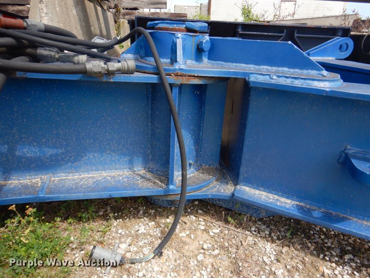 image for item DP4263 1987 Talbert T3BDW-40-HRG-RA-T1  lowboy equipment trailer