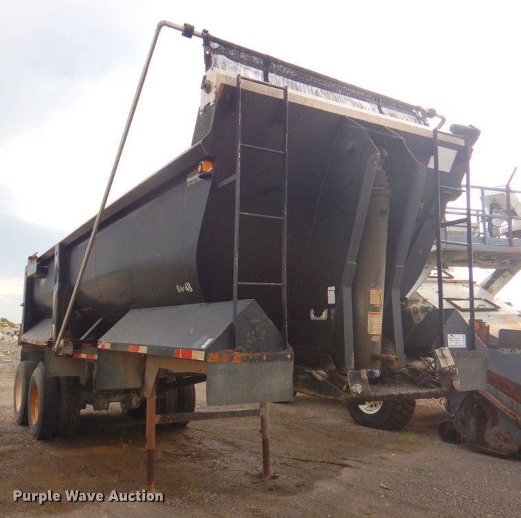 image for item DP4280 1997 Western STR261/4F  end dump trailer