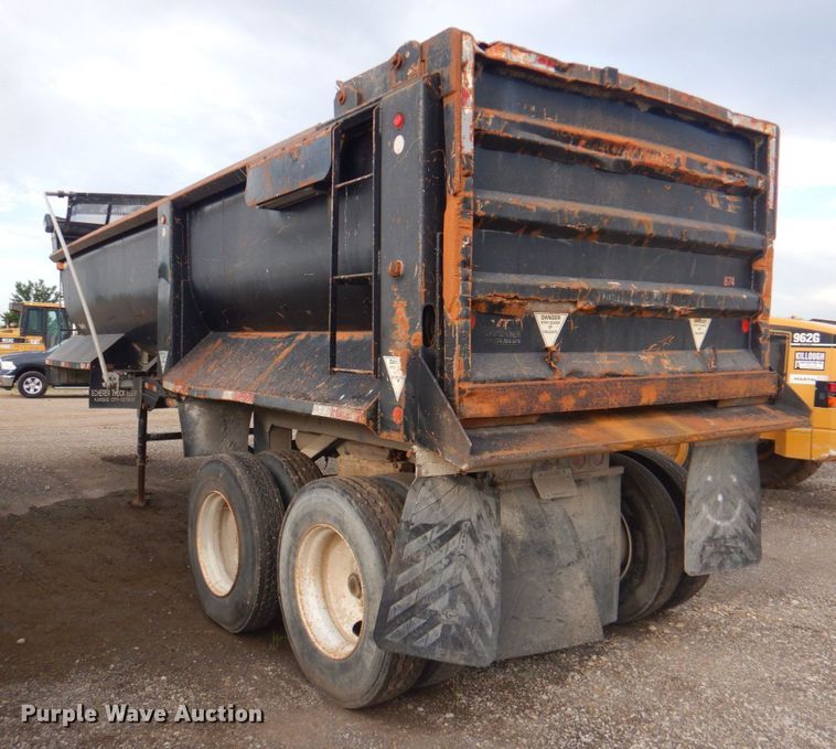 image for item DP4280 1997 Western STR261/4F  end dump trailer