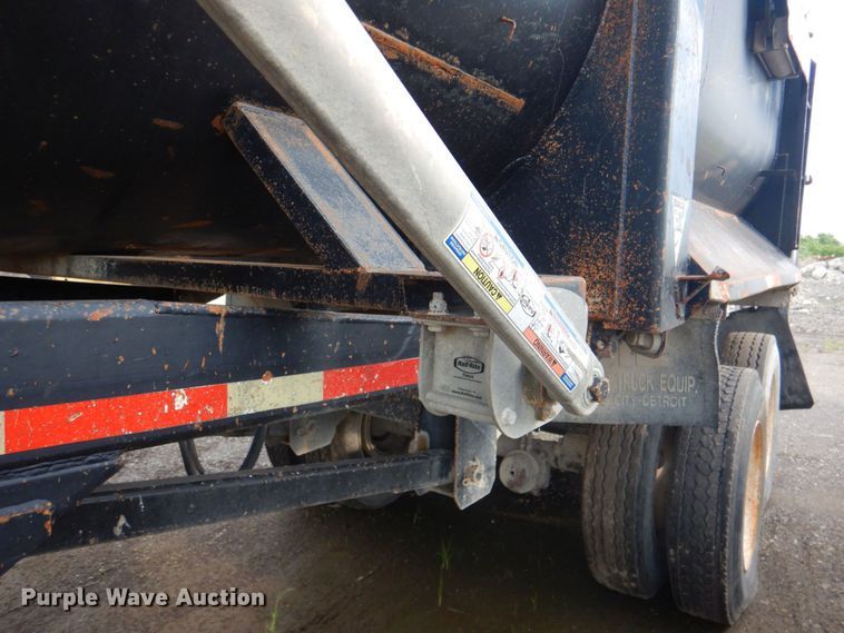 image for item DP4280 1997 Western STR261/4F  end dump trailer
