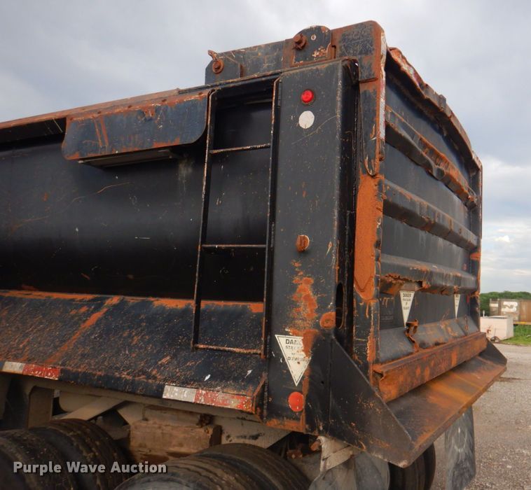 image for item DP4280 1997 Western STR261/4F  end dump trailer