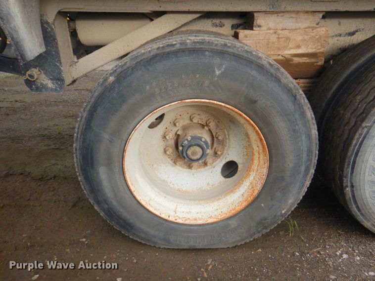 image for item DP4280 1997 Western STR261/4F  end dump trailer