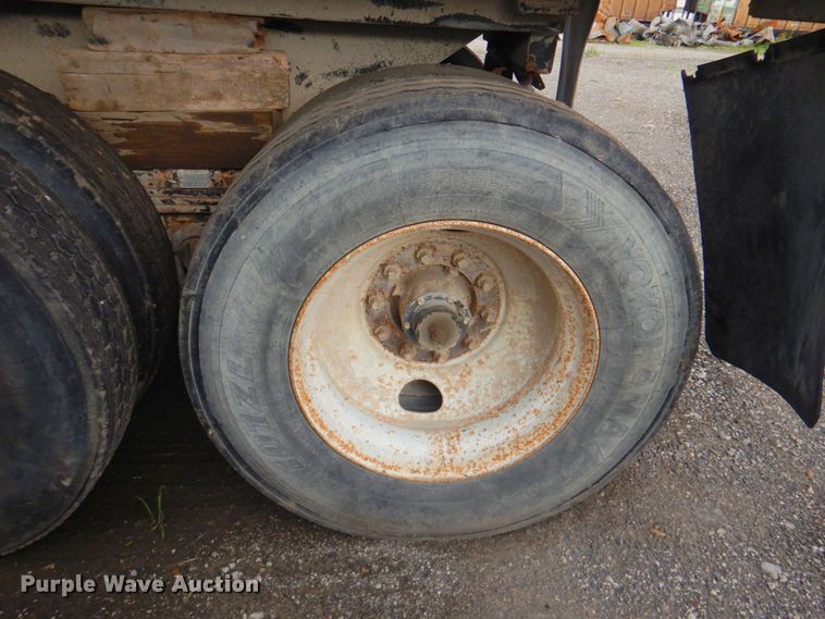 image for item DP4280 1997 Western STR261/4F  end dump trailer