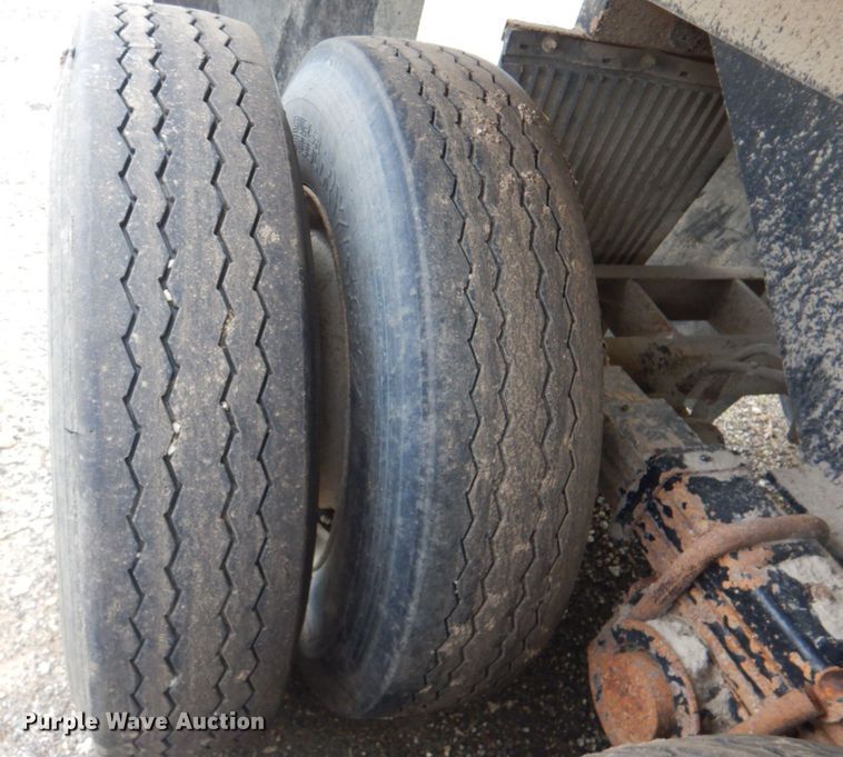 image for item DP4280 1997 Western STR261/4F  end dump trailer