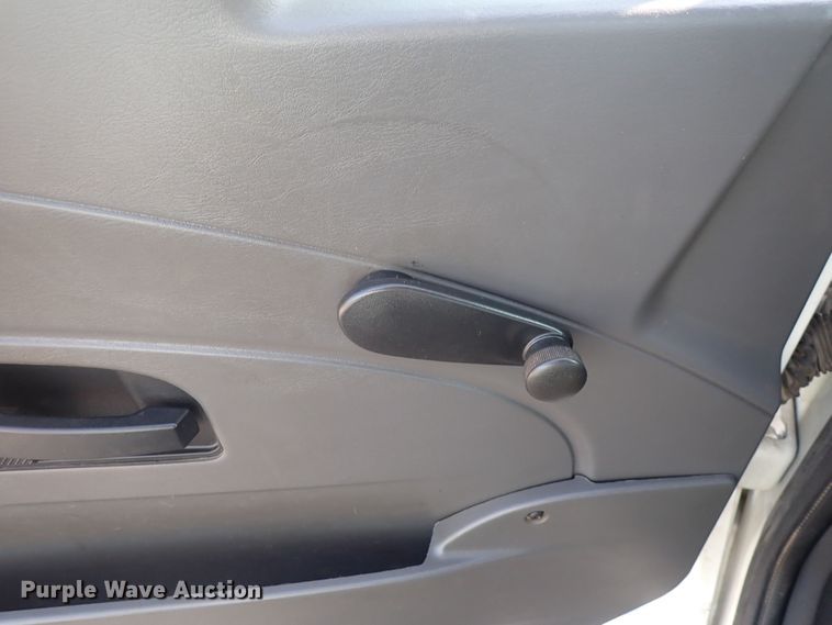 image for item DP4643 2012 International DuraStar 4300  truck cab and chassis