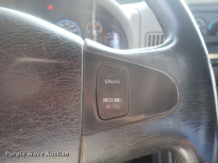 image for item DP4643 2012 International DuraStar 4300  truck cab and chassis