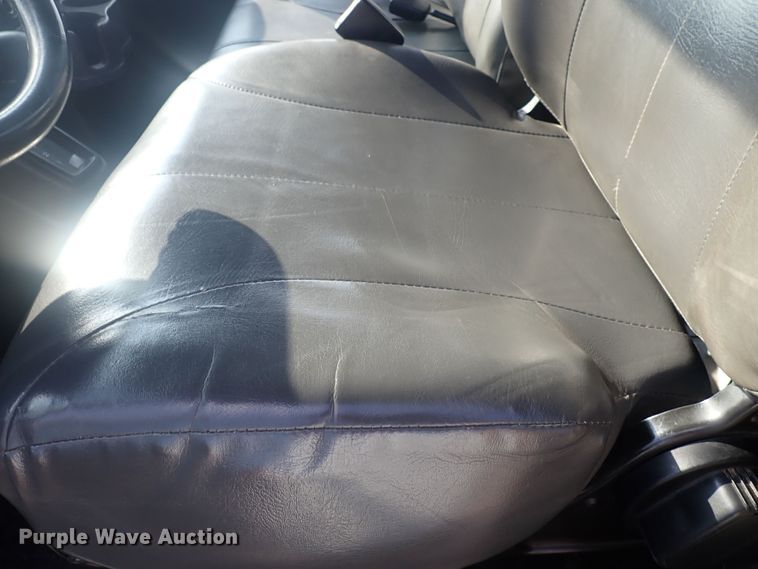 image for item DP4643 2012 International DuraStar 4300  truck cab and chassis