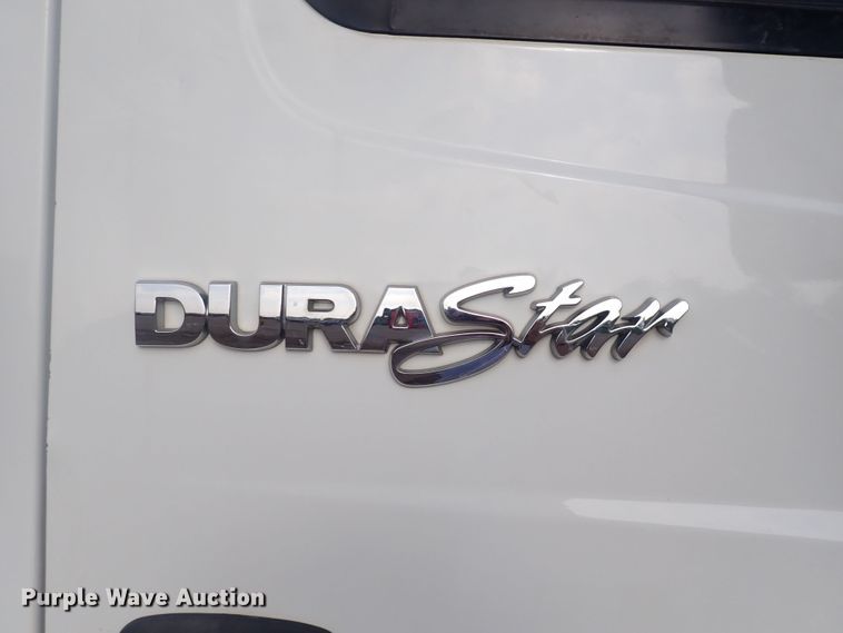 image for item DP4643 2012 International DuraStar 4300  truck cab and chassis