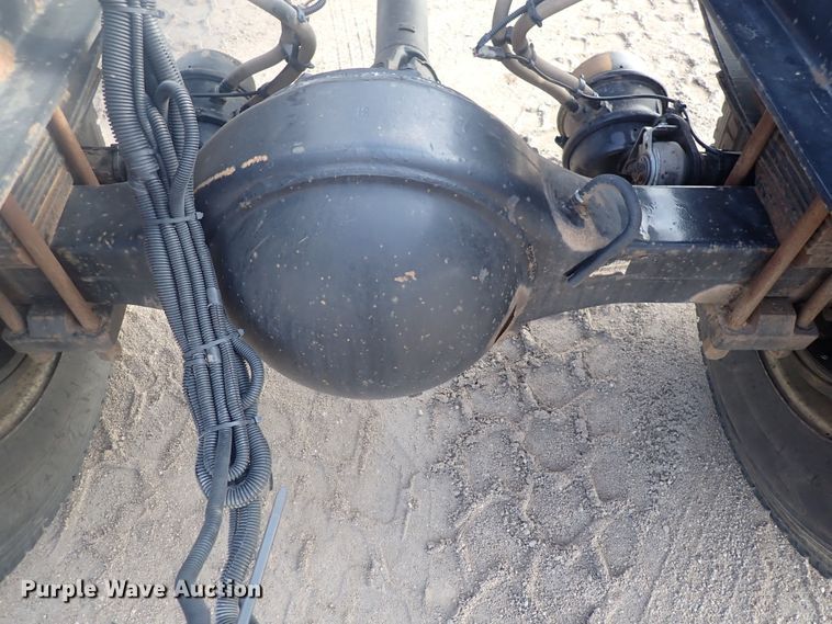 image for item DP4643 2012 International DuraStar 4300  truck cab and chassis