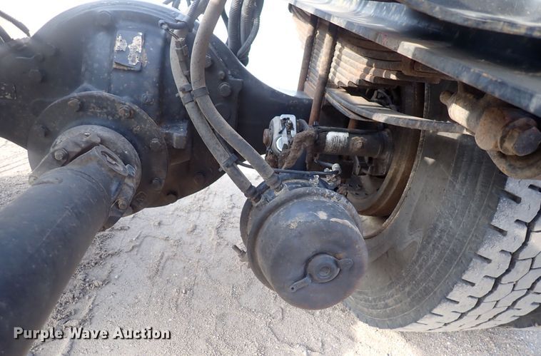 image for item DP4643 2012 International DuraStar 4300  truck cab and chassis