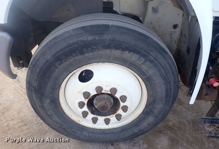 image for item DP4643 2012 International DuraStar 4300  truck cab and chassis