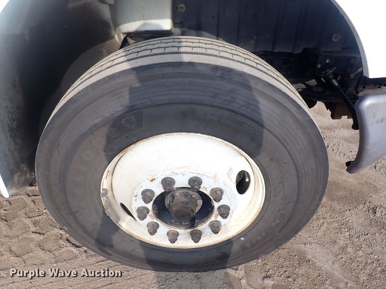 image for item DP4643 2012 International DuraStar 4300  truck cab and chassis