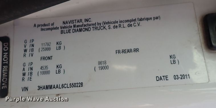 image for item DP4643 2012 International DuraStar 4300  truck cab and chassis