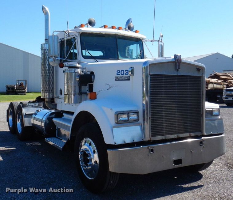 image for item DP5578 1990 Kenworth W900  semi truck