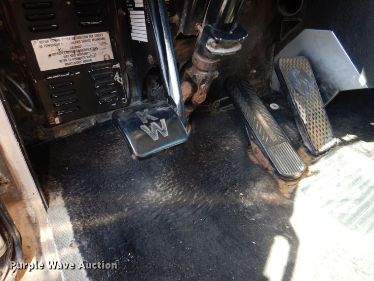 image for item DP5578 1990 Kenworth W900  semi truck