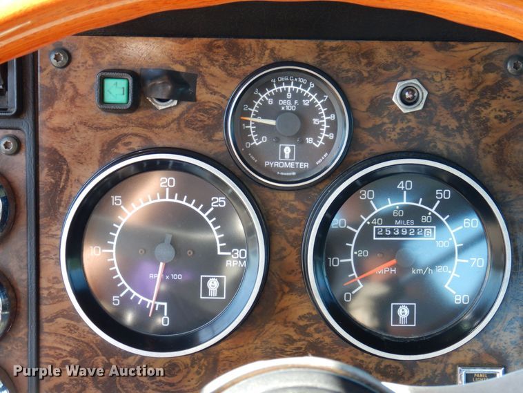 image for item DP5578 1990 Kenworth W900  semi truck