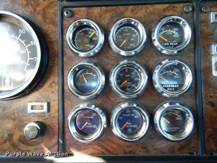 image for item DP5578 1990 Kenworth W900  semi truck