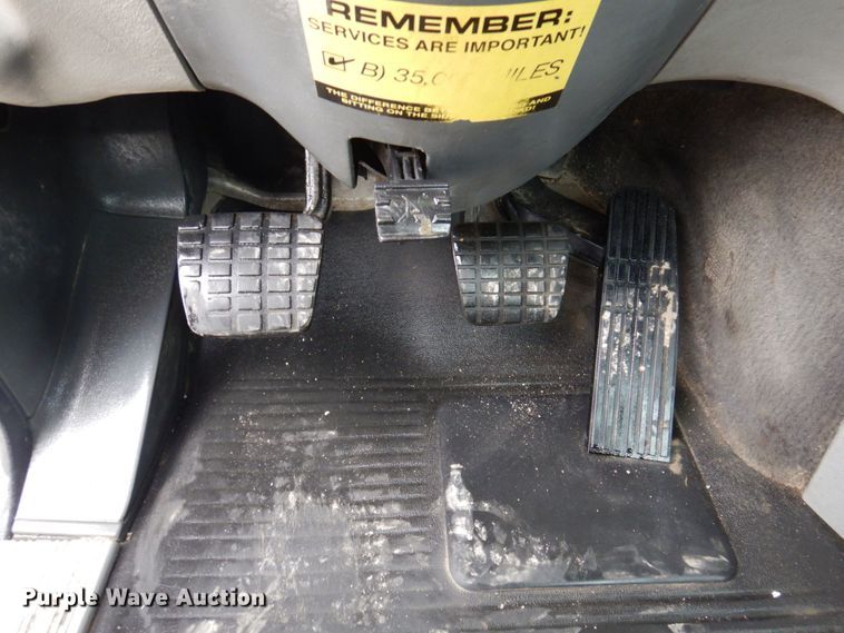 image for item DP5587 2009 Freightliner Columbia 120  semi truck