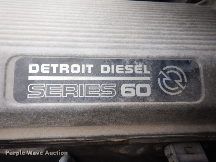 image for item DP5587 2009 Freightliner Columbia 120  semi truck