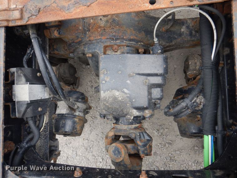 image for item DP5587 2009 Freightliner Columbia 120  semi truck