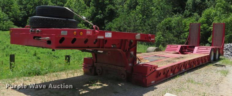 image for item DR0081 2003 XL Specialized Trailers XL-70  lowboy equipment trailer