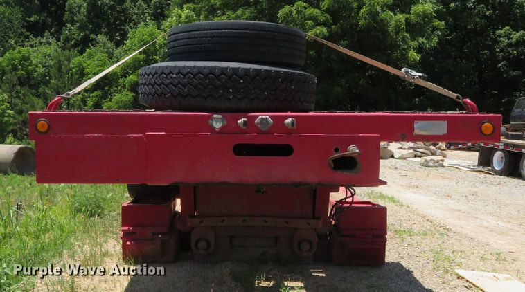 image for item DR0081 2003 XL Specialized Trailers XL-70  lowboy equipment trailer