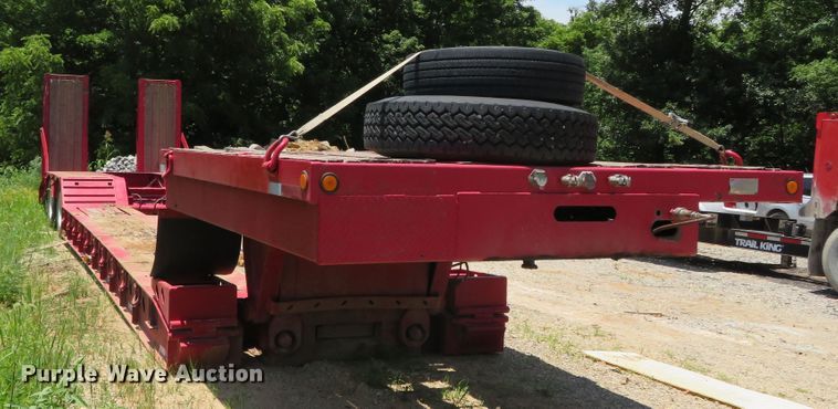 image for item DR0081 2003 XL Specialized Trailers XL-70  lowboy equipment trailer