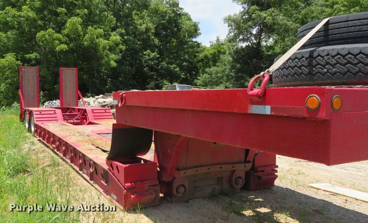 image for item DR0081 2003 XL Specialized Trailers XL-70  lowboy equipment trailer