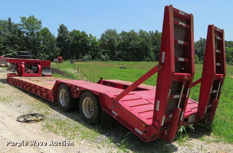 image for item DR0081 2003 XL Specialized Trailers XL-70  lowboy equipment trailer