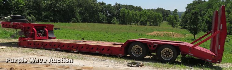 image for item DR0081 2003 XL Specialized Trailers XL-70  lowboy equipment trailer