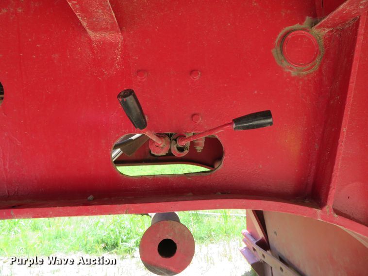 image for item DR0081 2003 XL Specialized Trailers XL-70  lowboy equipment trailer